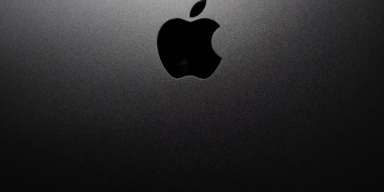 Start of a Sell off in Tech Stocks? Apple Weakness an Indication? 5/24/2023