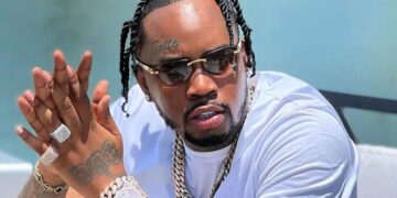 Fivio Foreign Showing Love and Dropping Jewels While Showing Off The Drip BAO!